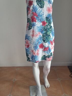 Tommy Bahama Casual White Tropical Mini Dress withe Floral Print Sz S 100% Linen